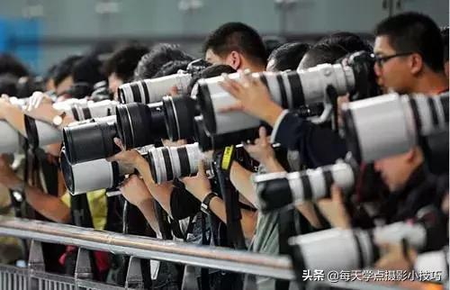 摄影小技巧,摄影面对镜头技巧