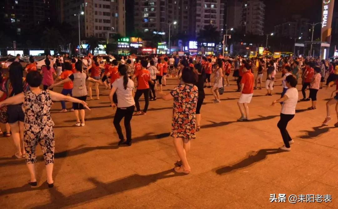 鎴戝湪骞胯タ鍒氬垰濂戒綍蹇呯尽鎱曞寳涓婃繁,鎴戝湪瀹朵埂鍒氬垰濂戒綍蹇呯尽鎱曞寳涓婂箍