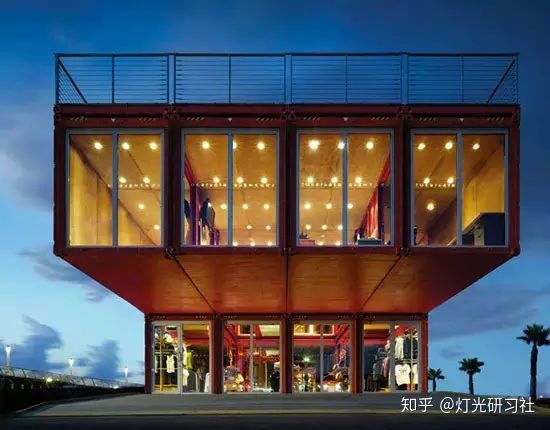 30平米服装店不吊顶灯光设计,怎么设计出高级感的服装店灯光