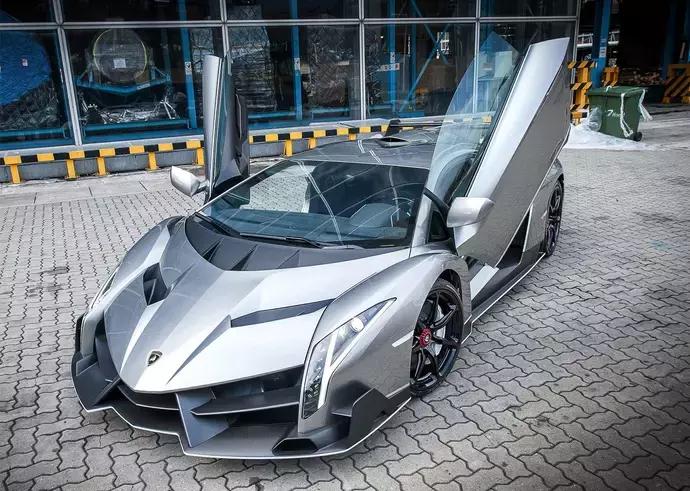 世界首富有几辆座驾,全球富豪座驾排行榜