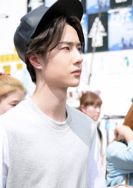 街舞3王一博张艺兴黄渤女团舞,王一博张艺兴王嘉尔这就是街舞