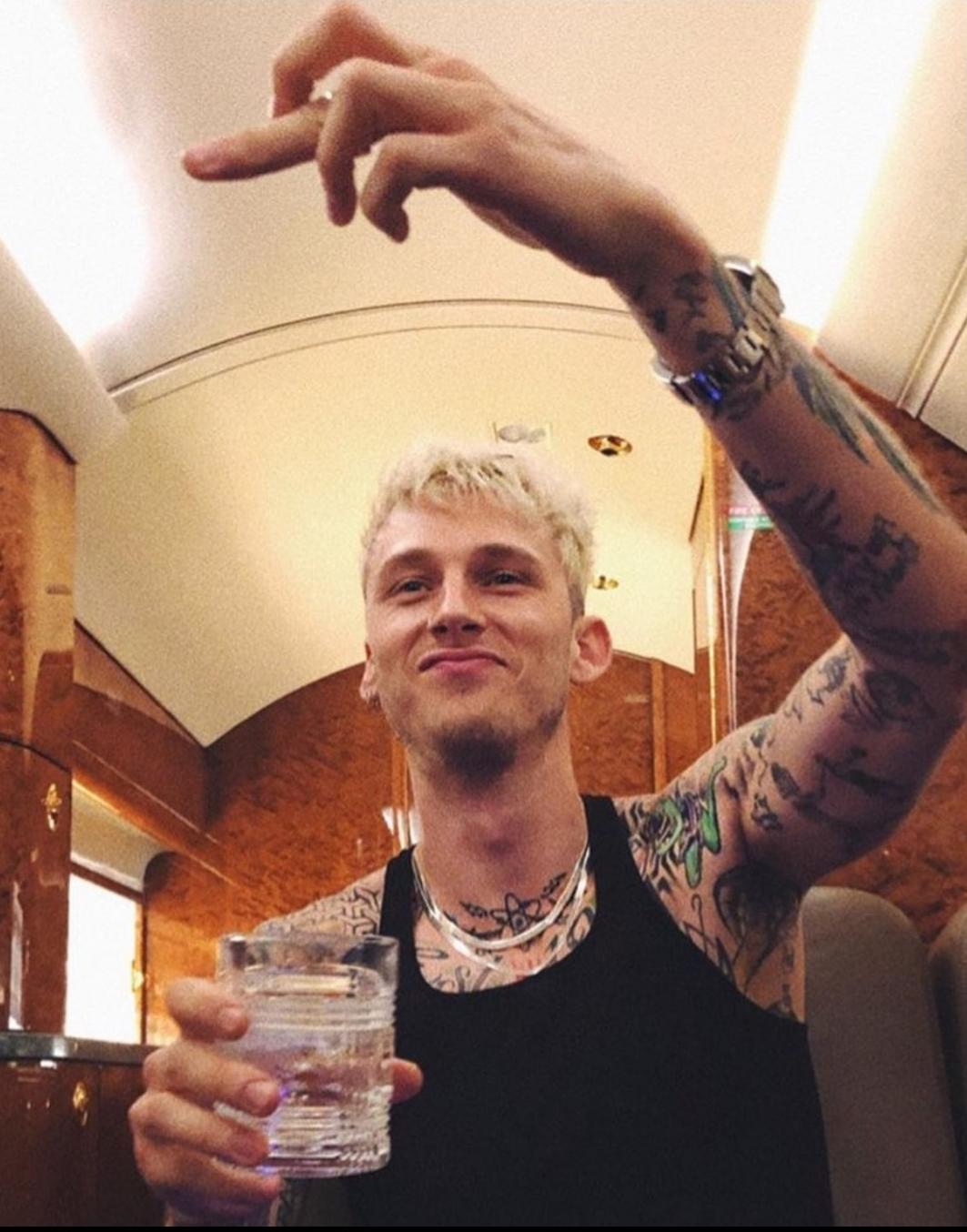 mgk妞嶅彂,涔愬潧鐢风