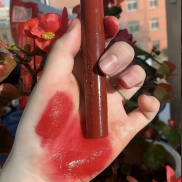 treechada散粉和泰国mistine散粉,正品泰国mistine24小时粉底液