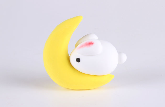 用超轻粘土做月亮兔子,用粘土做超美丽的立体挂饰月亮