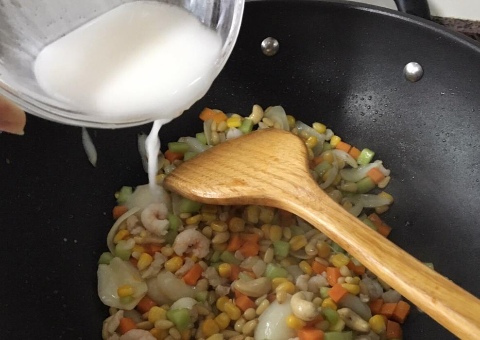 生粉和淀粉的用途和区别,生粉和淀粉的区别用途