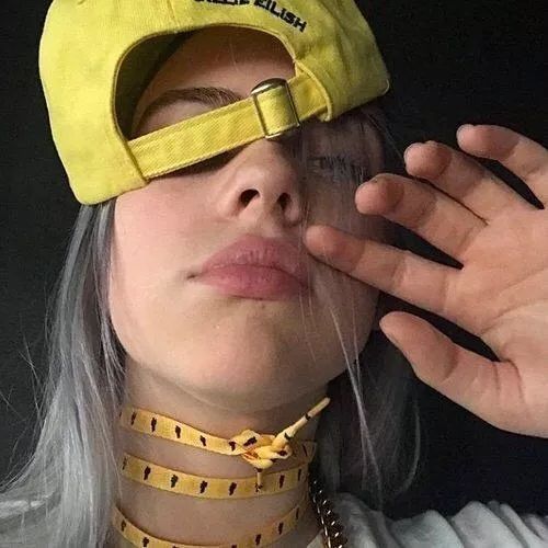 我太太太难了！项链戴在脖子上还做错了？