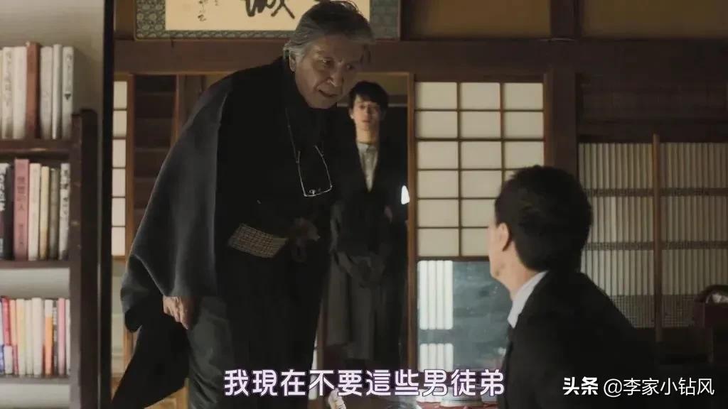 早就出过满屏*欲肉**的深夜剧,今年超级火爆的题材,