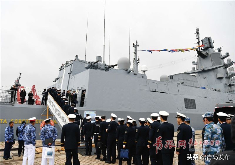 中俄官兵互相参观军舰,2024海军节舰艇开放日有哪些舰艇