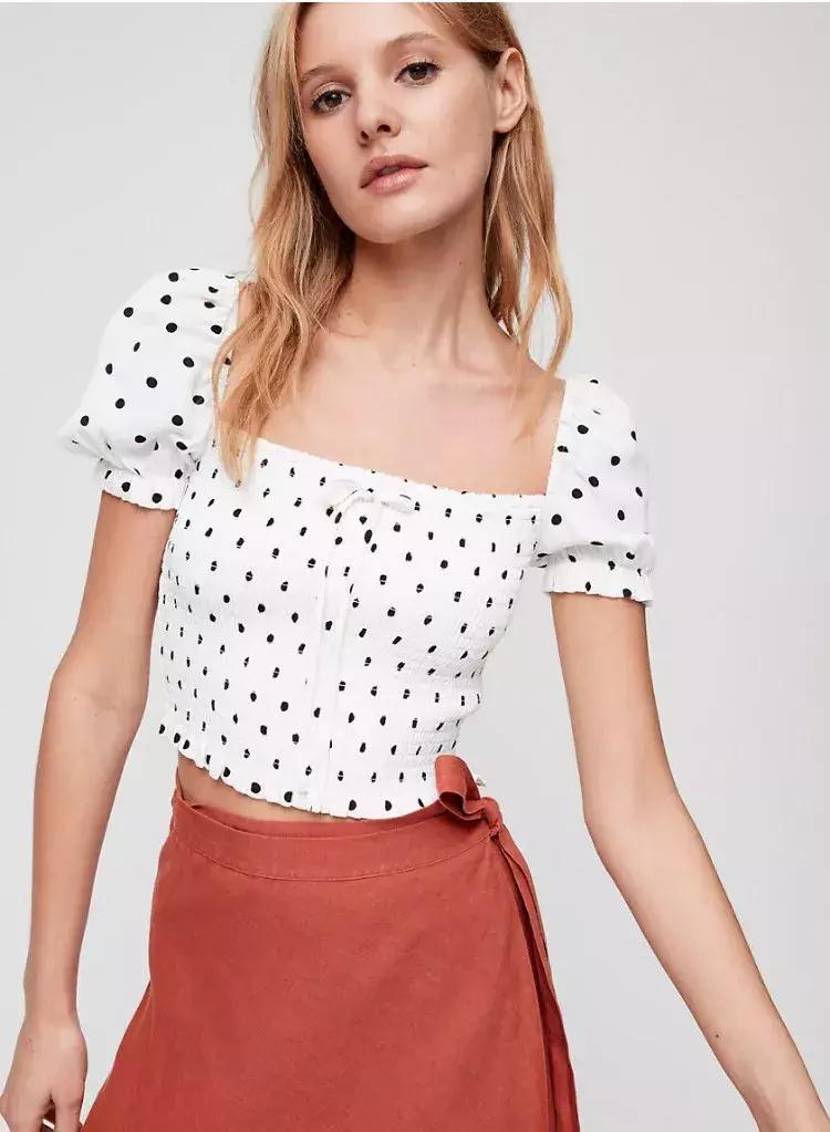 每次穿衣服的时候都觉得难受,瘦了之后穿衣服的感觉真的很舒服