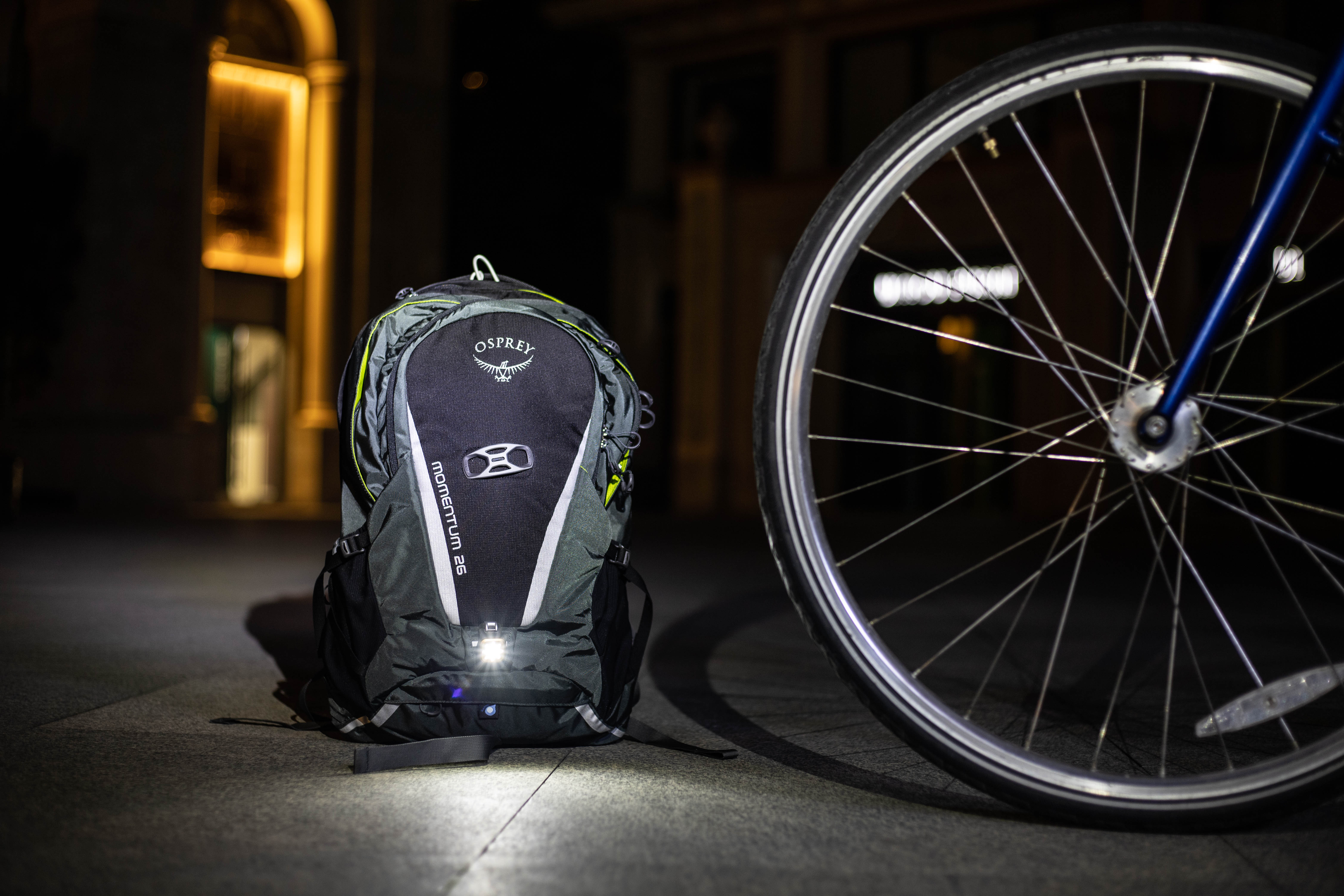 通勤男款双肩包推荐,男人双肩包推荐奢侈品