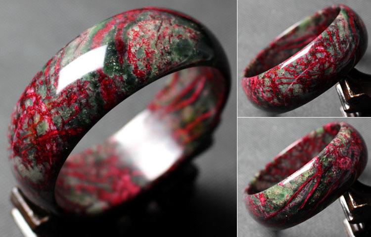 挂羊头卖狗肉但狗肉也不便宜啊,挂羊头卖狗肉是真玉吗