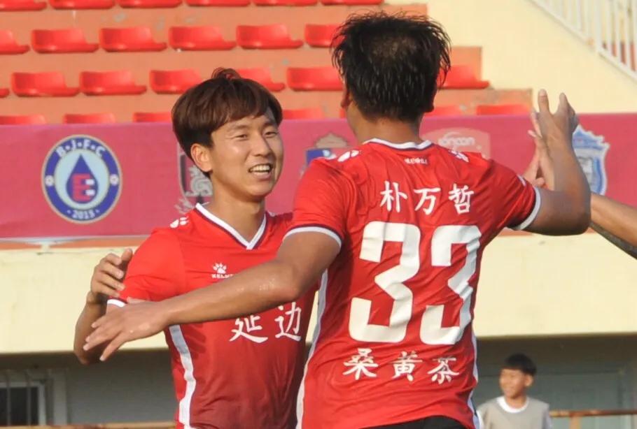 袖珍足球队上节目,迷你足球组合