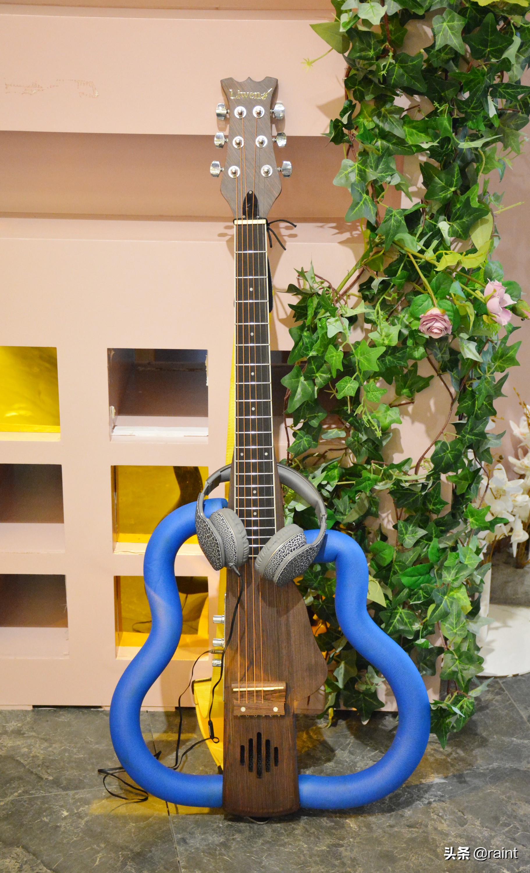 释放狂野,发挥潜能,演风采——力稳旅行吉他体验