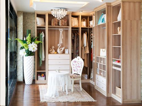 如何正确养护衣柜,教你如何巧妙的保养心爱的衣柜