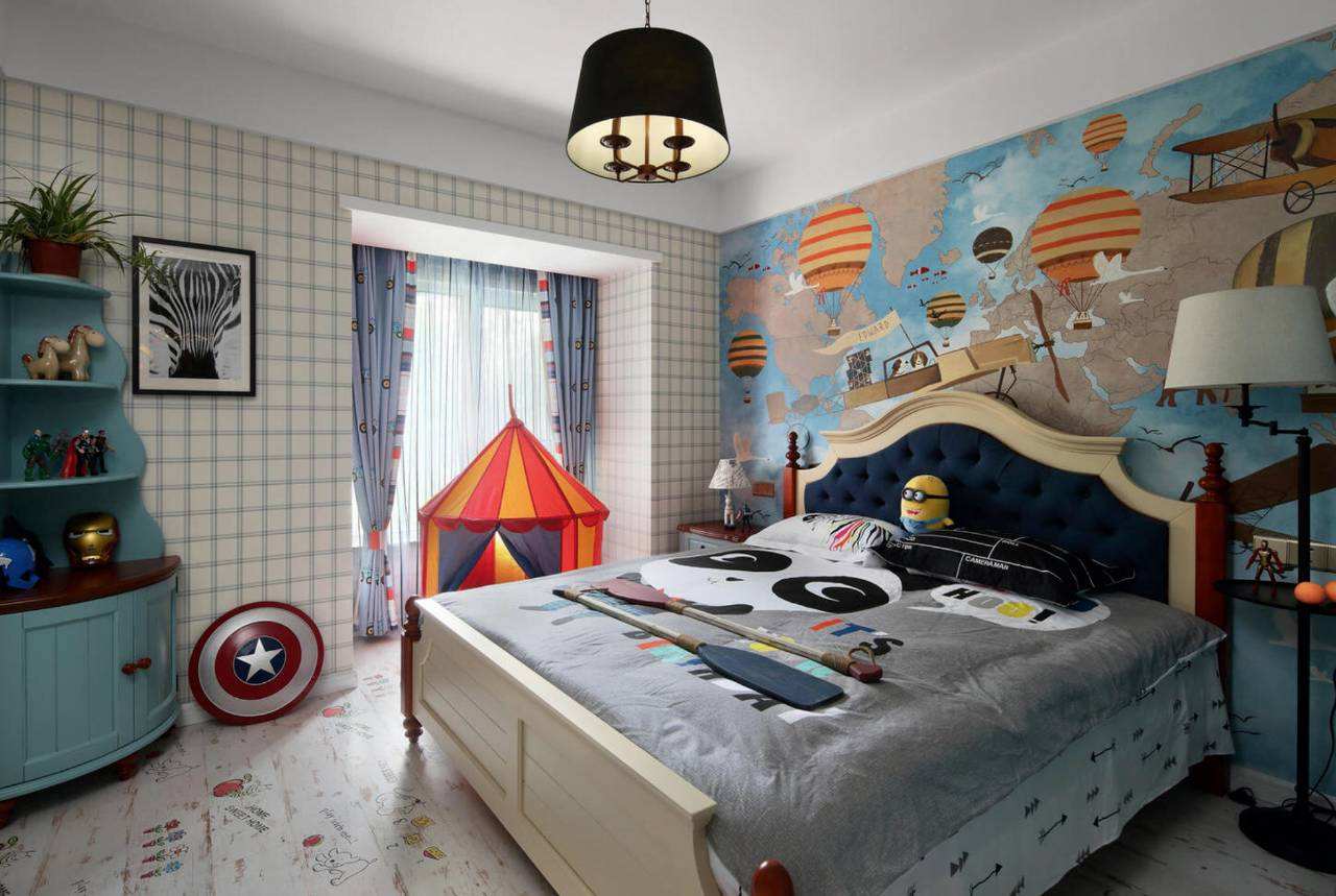 乳胶漆和墙纸哪个实惠,乳胶漆和墙纸的优缺点