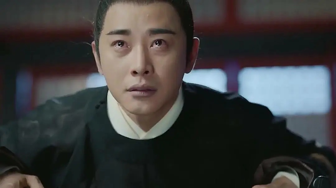 《鹤唳华亭》频频对她施以酷刑却又爱得难舍难分,是虐?是无奈?