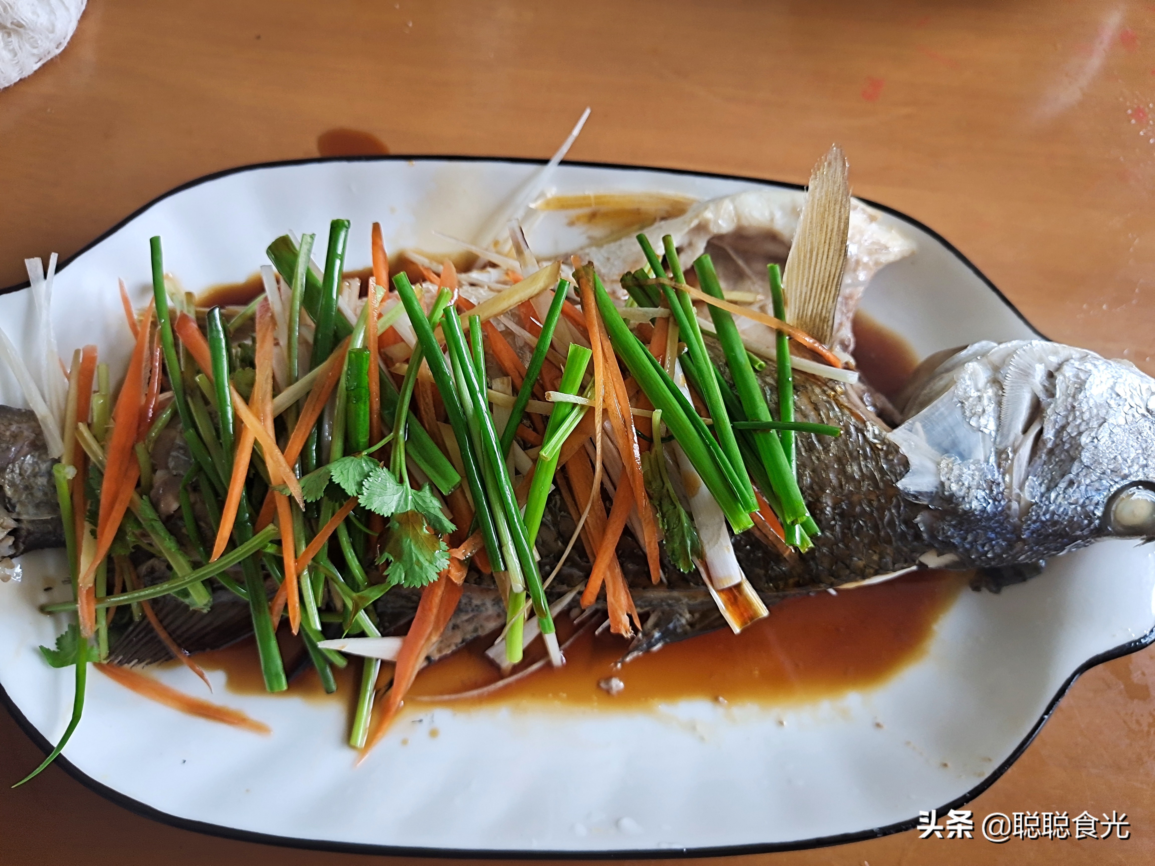 没有料酒和蒸鱼豉油怎样做清蒸鱼,清蒸鱼什么时候放蒸鱼豉油