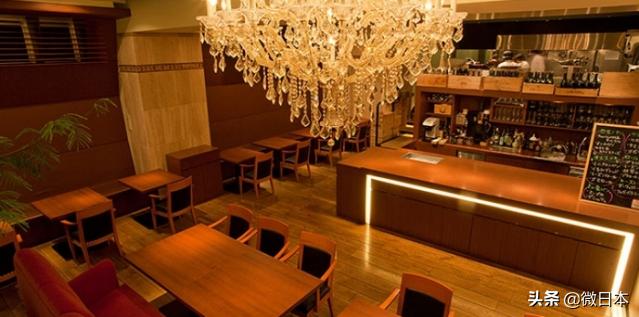 在日本的夜晚,在日本的晚餐