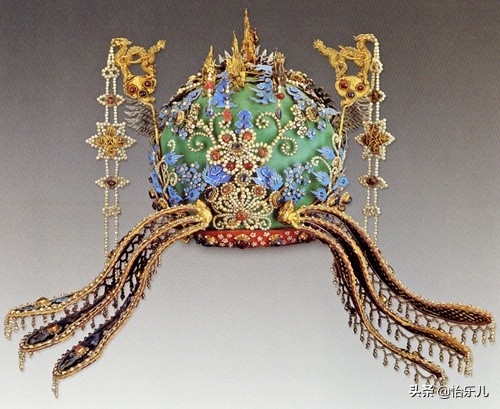 九龙九凤冠多大尺寸,九龙九凤冠在什么位置