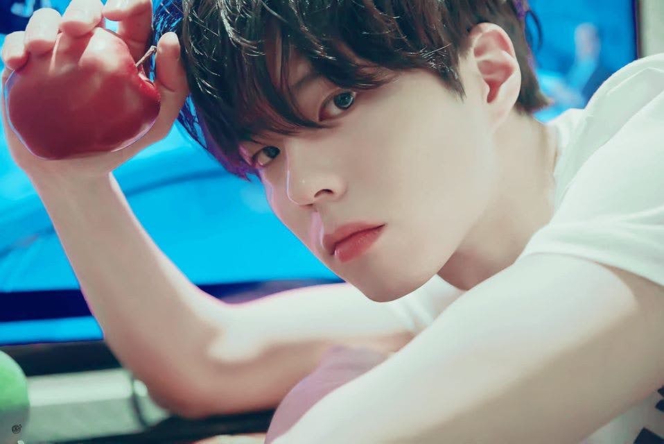 朴宝剑白t恤写真,朴宝剑26岁的照片