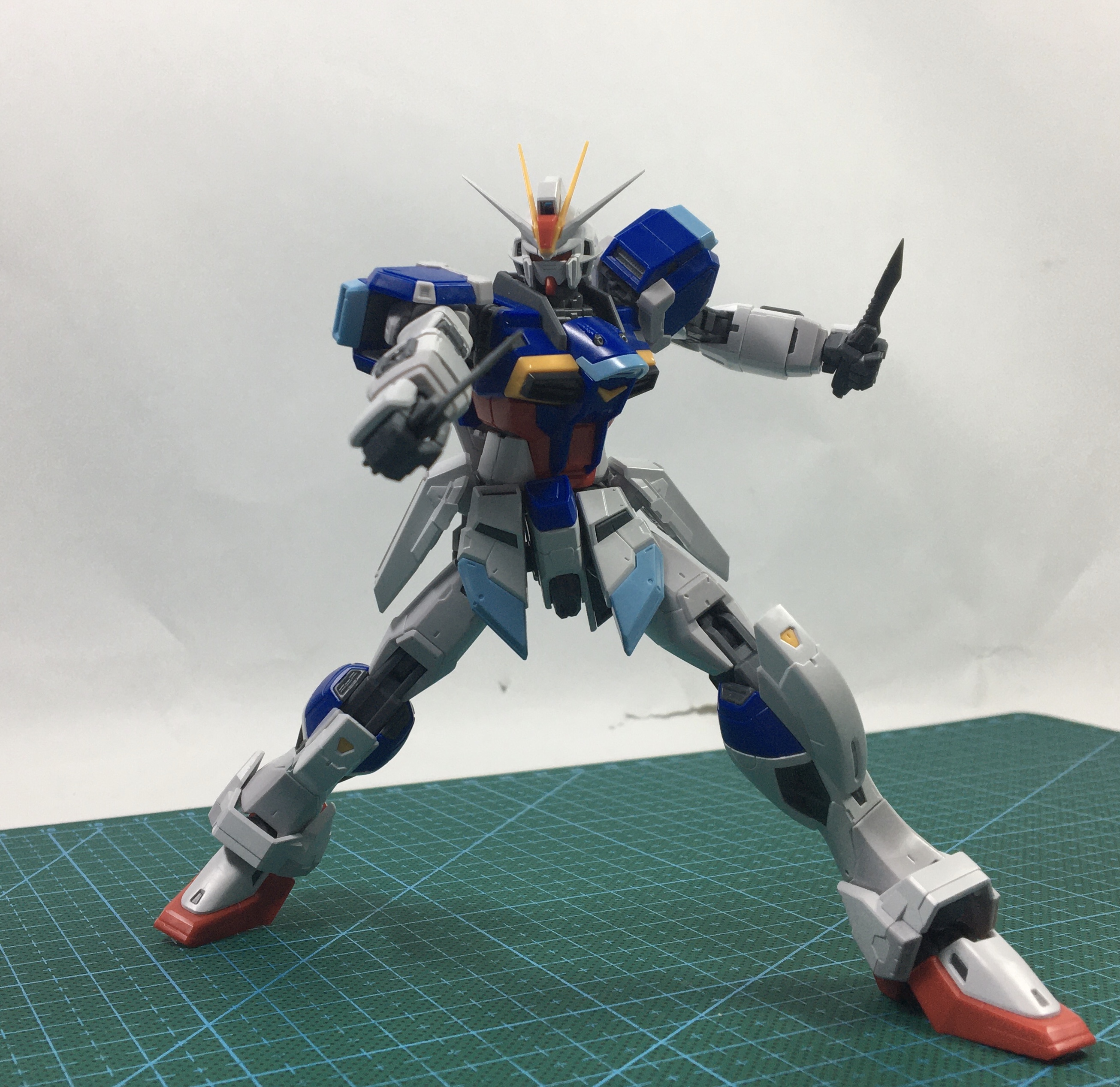 万代rg报丧女妖模型测评,万代rg空装脉冲高达测评