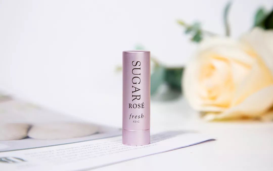 让你的嘴巴滋润一整个冬天,8款好用润唇膏