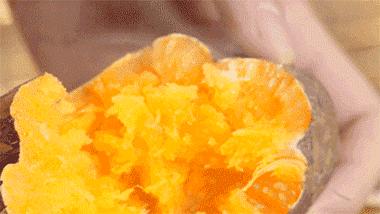 天津特色美食天津煎饼果子 (天津风味小吃三绝)