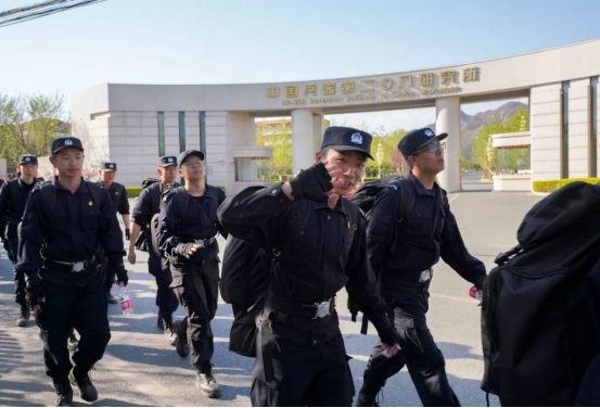 北京很“低调”的二本大学，本科生99.79%成为公务员，适合中等生