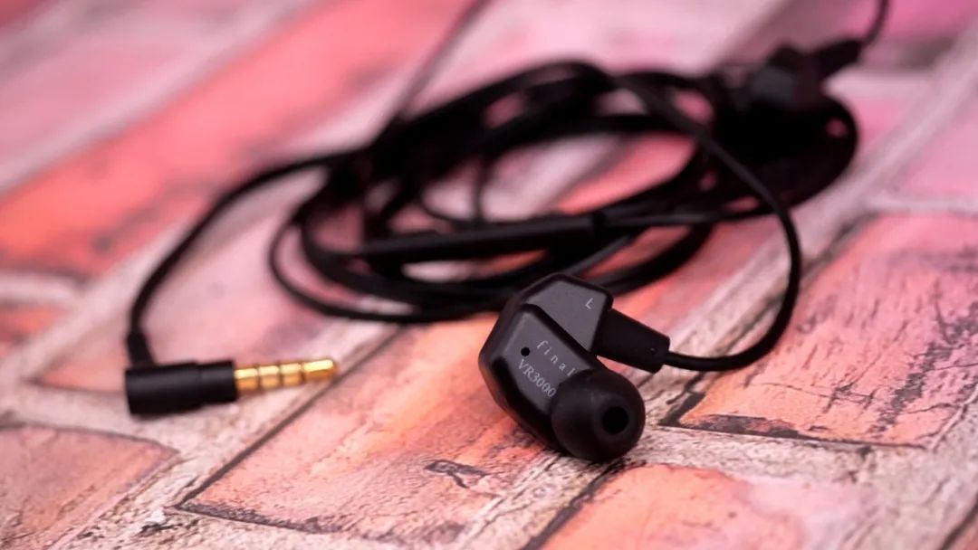 黄药师的女儿们——FinalAudioVR3000评测