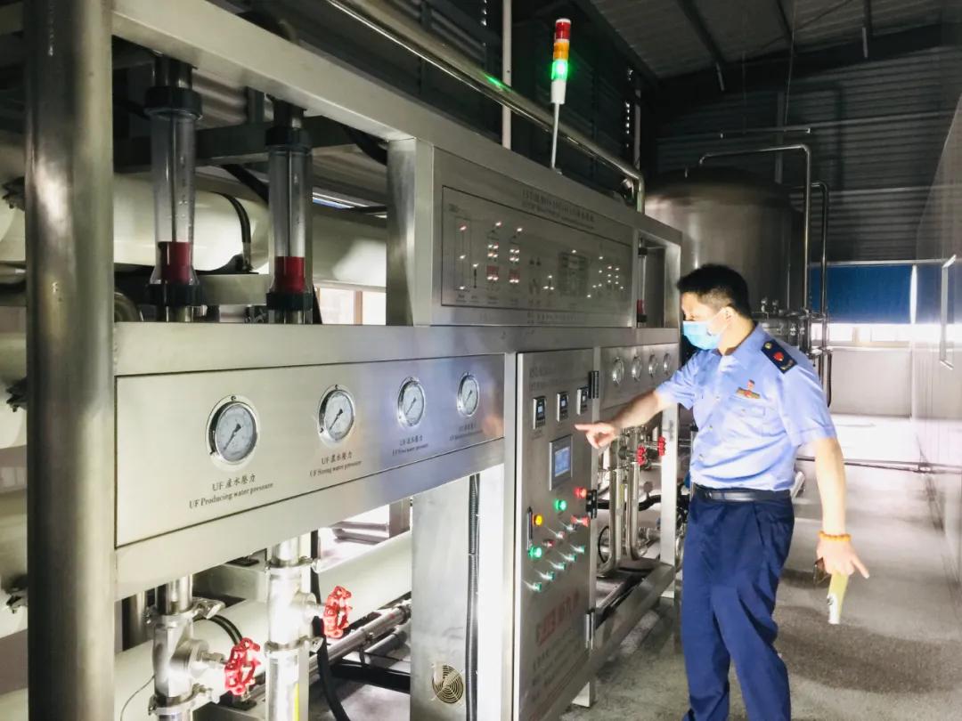 桶装水是真的在源头生产的吗,桶装水靠谱么