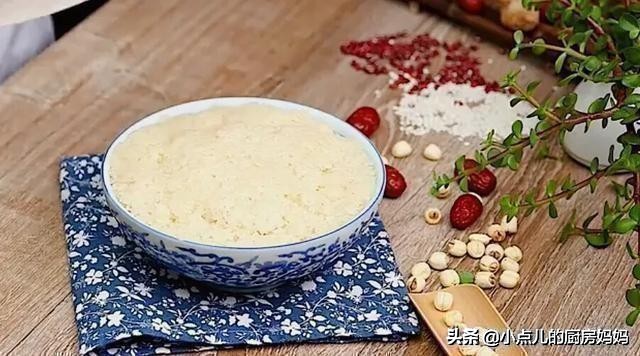 年夜饭上一定要蒸年年有余八宝饭,年夜饭之红糖糯米八宝饭