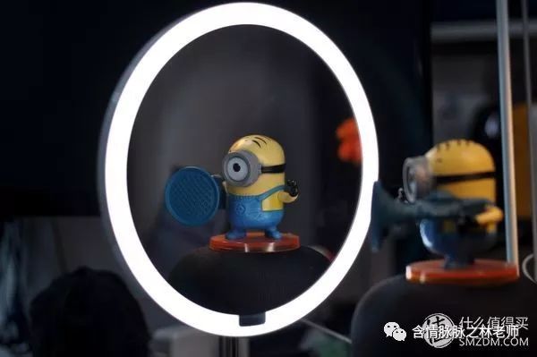 yeelight便携式美妆镜,yeelight手持式便携化妆镜