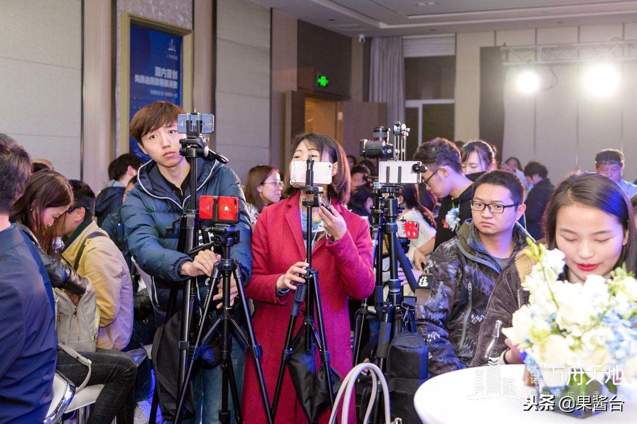 鎴愰兘澶ц鏂硅垷澶╁湴,澶ц鏂硅垷澶╁湴鏄嗘槑