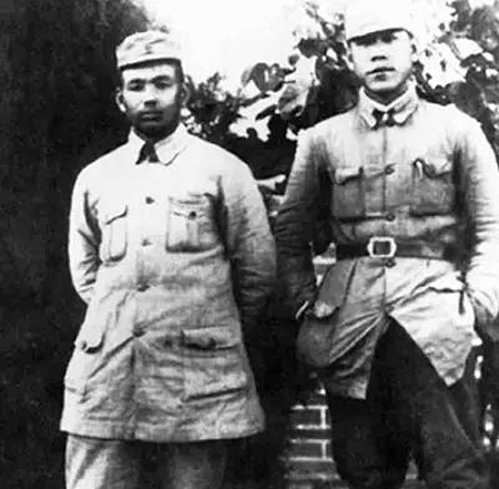 他是*世友许**的政委，21岁当省委副书记，后来授开国少将