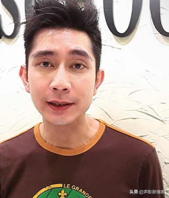 李尚正笑场,李尚正抠鼻孔逗笑周星驰