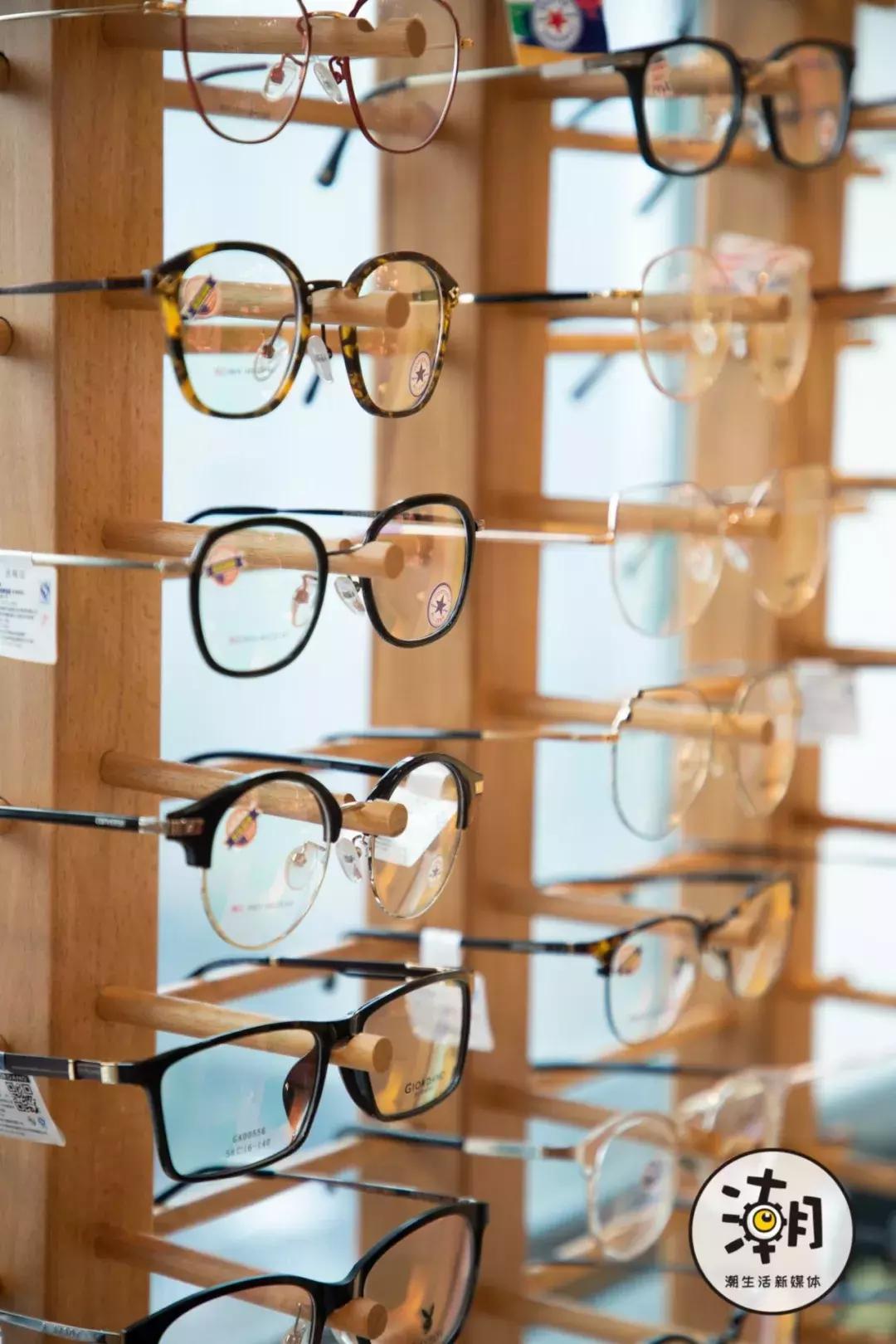 成都春熙路眼镜店100元,成都配眼镜推荐的店