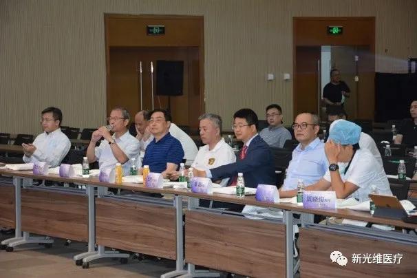 “维医护航新之所向”4K超高清腹腔镜手术直播会议顺利举行