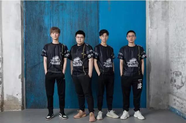 IFTY、QM战队世界赛竞相拉跨，4AM恐成PCL赛区夺冠唯一希望