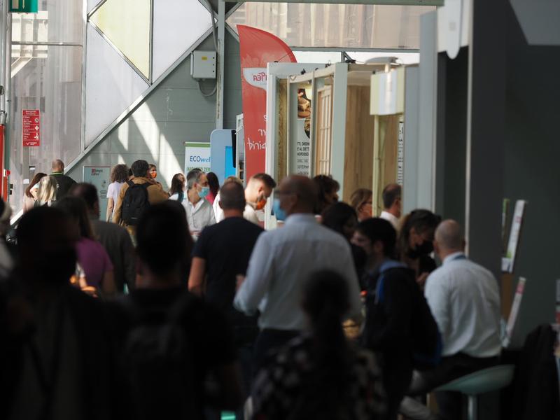 近50000人参加，第33届意大利保健品展SANA取得积极成果