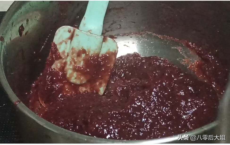 草莓酱怎么样才好吃,草莓酱能不能自己在家做