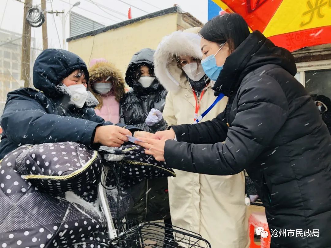 战疫勇担当巾帼展风采,致敬奋斗在战地第一线的巾帼英雄