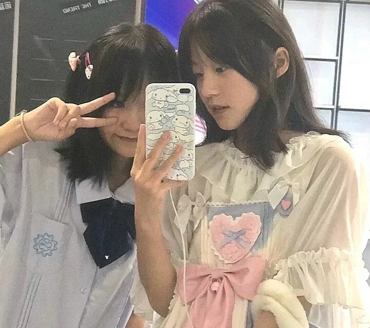 关于友情的文案长,关于友情的文案100字