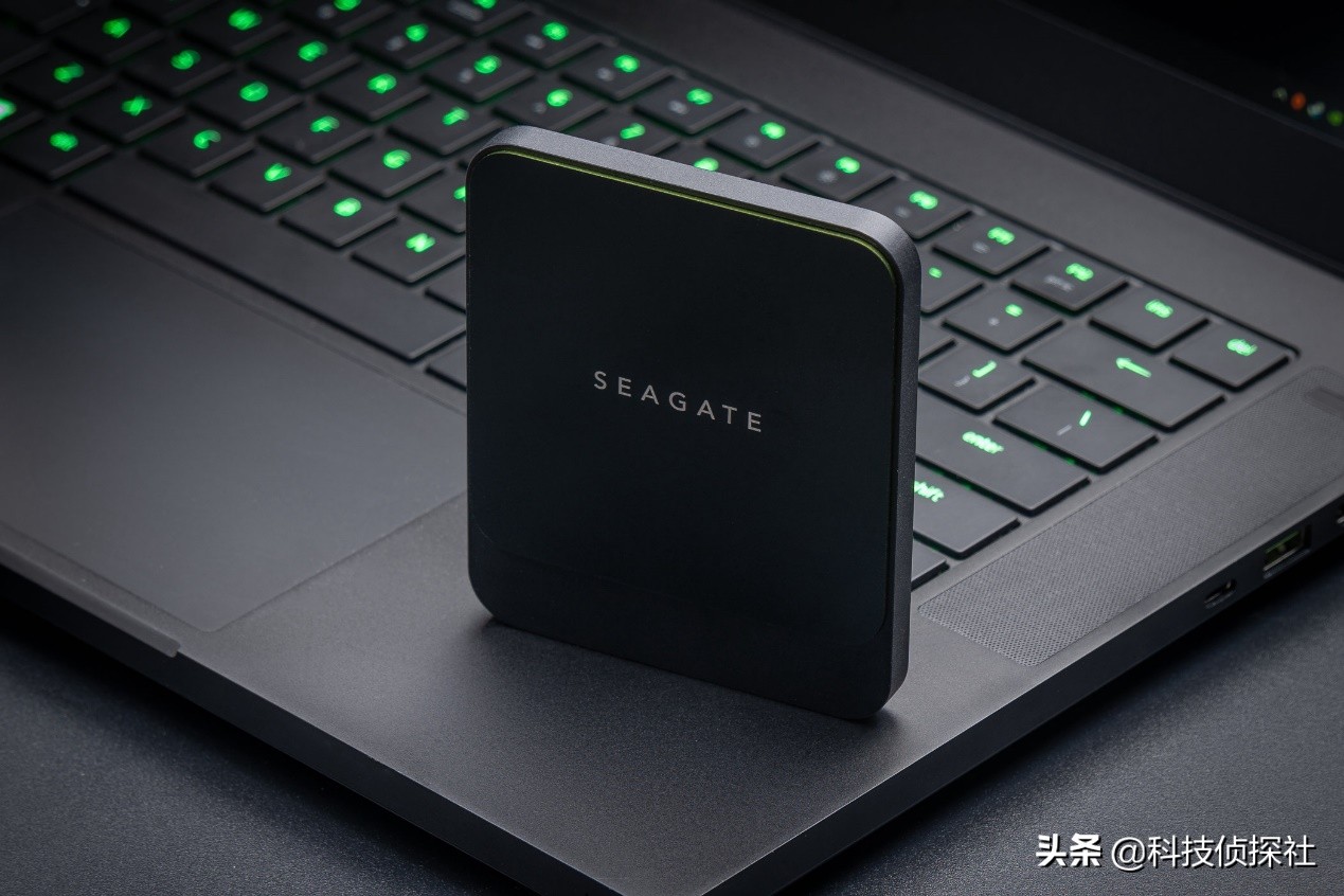 希捷酷鱼飞翼绿光侠,希捷飞翼和酷鱼飞翼区别