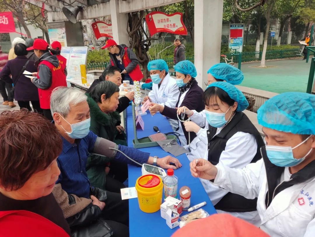 他们是新时代的“雷锋”，让爱在江阴无限绵延