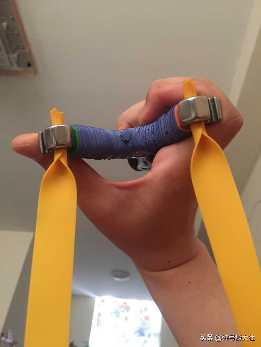 横握瞄打教程传统弓,横握瞄打正确训练方法