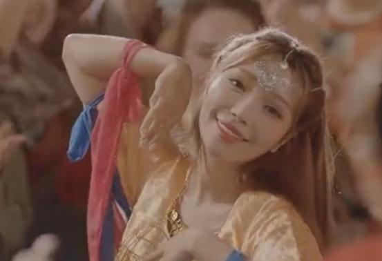 央视版胡旋舞,舞台版胡旋舞