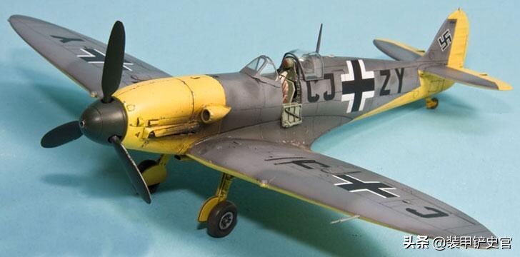法国飞行员迷航迫降泽西岛,座机被德国人魔改成混血儿