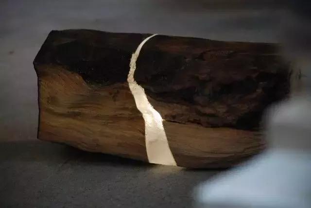 树脂如何补救烂木头,烂木头和树脂结合