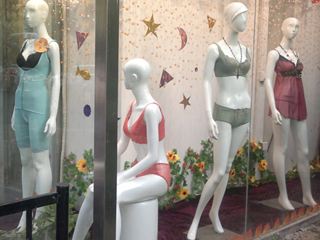 现在适合开内衣实体店吗,开内衣实体店要注意这五点