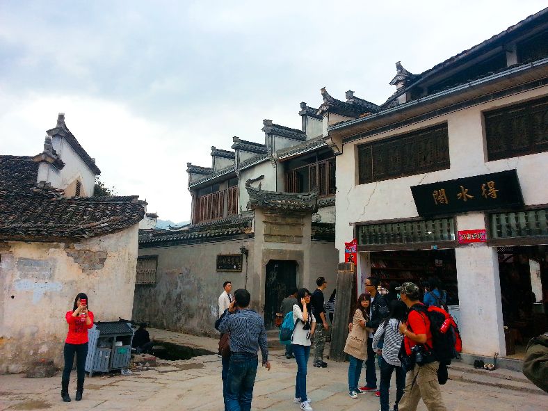 被誉为中国最美的古村落,徽州婺源风光